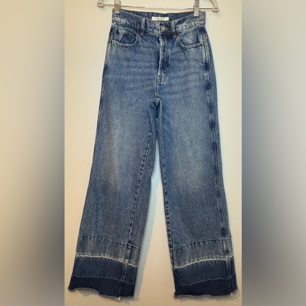 Pacsun Women’s Wide-Leg High Waisted Baggy Tiered Raw Hem Jeans Size 24